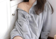 手机壁纸美女气质,手机壁纸中的优雅魅力
