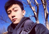 娱乐圈经典吃瓜小说男主,娱乐圈男主的逆袭之路